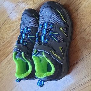 Boys Merrell sneakers